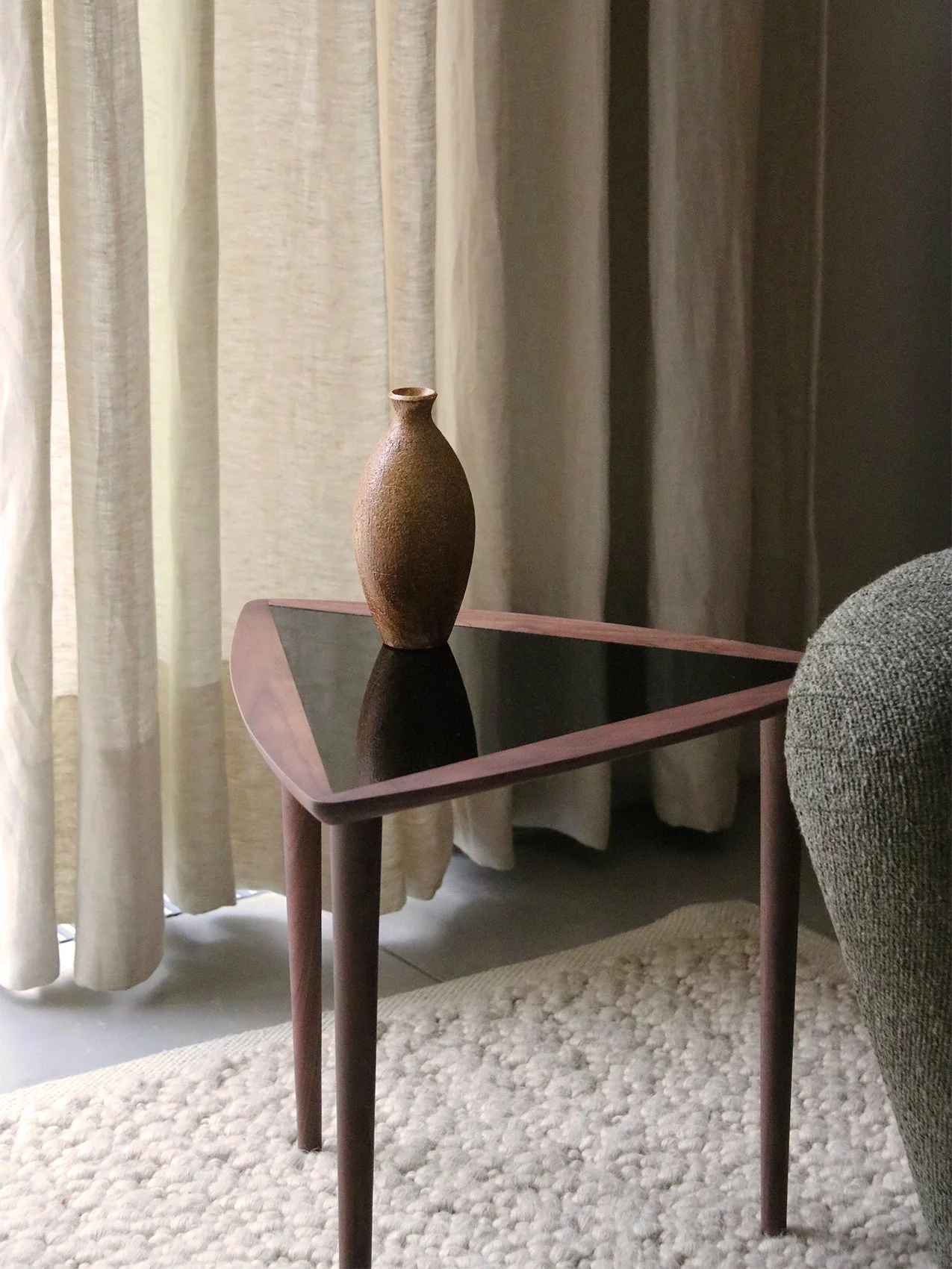 Mid-Century Modern Walnut with Stackable Space-Saving Design for Living Room & Bedroom