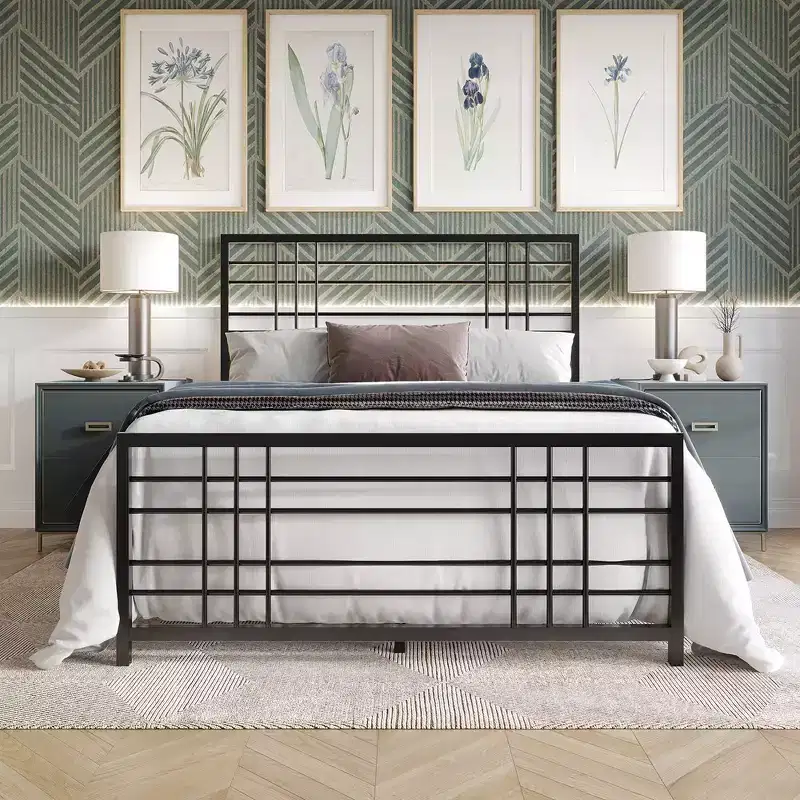 ChaletPosh Metal Bed