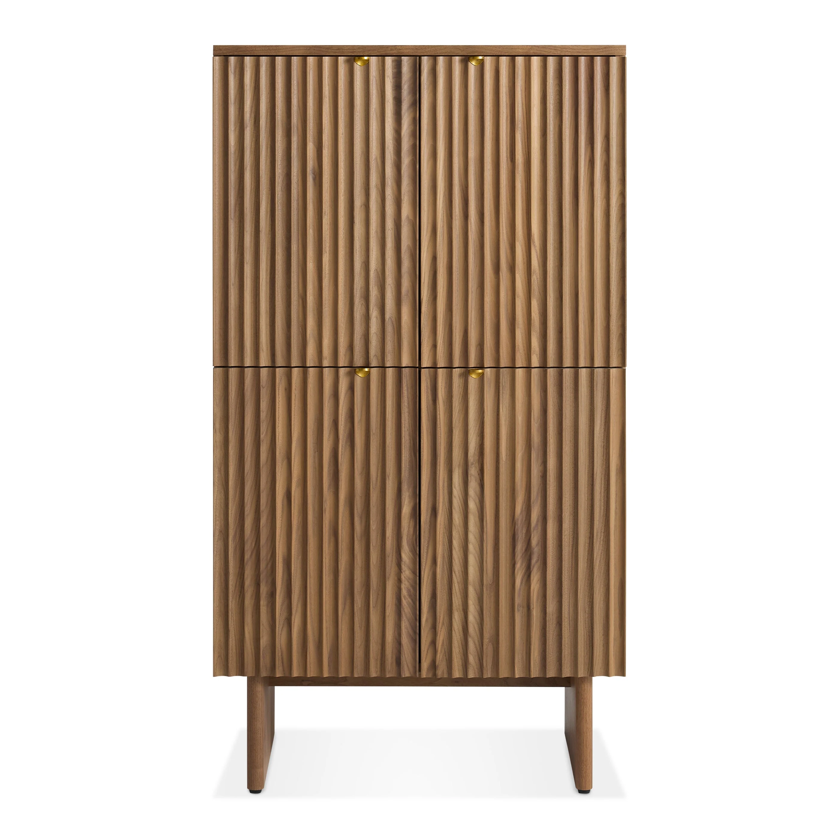 Modern White Oak Wood Dresser with Fluted Front & Brass Pulls for Living Room