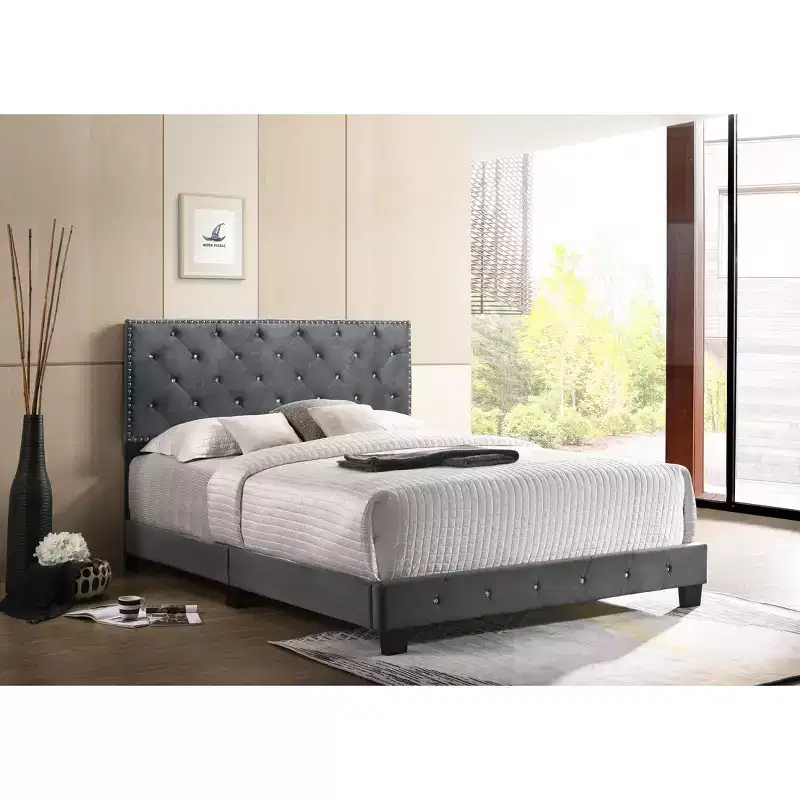 Passion Furniture Suffolk Queen Panel Bed