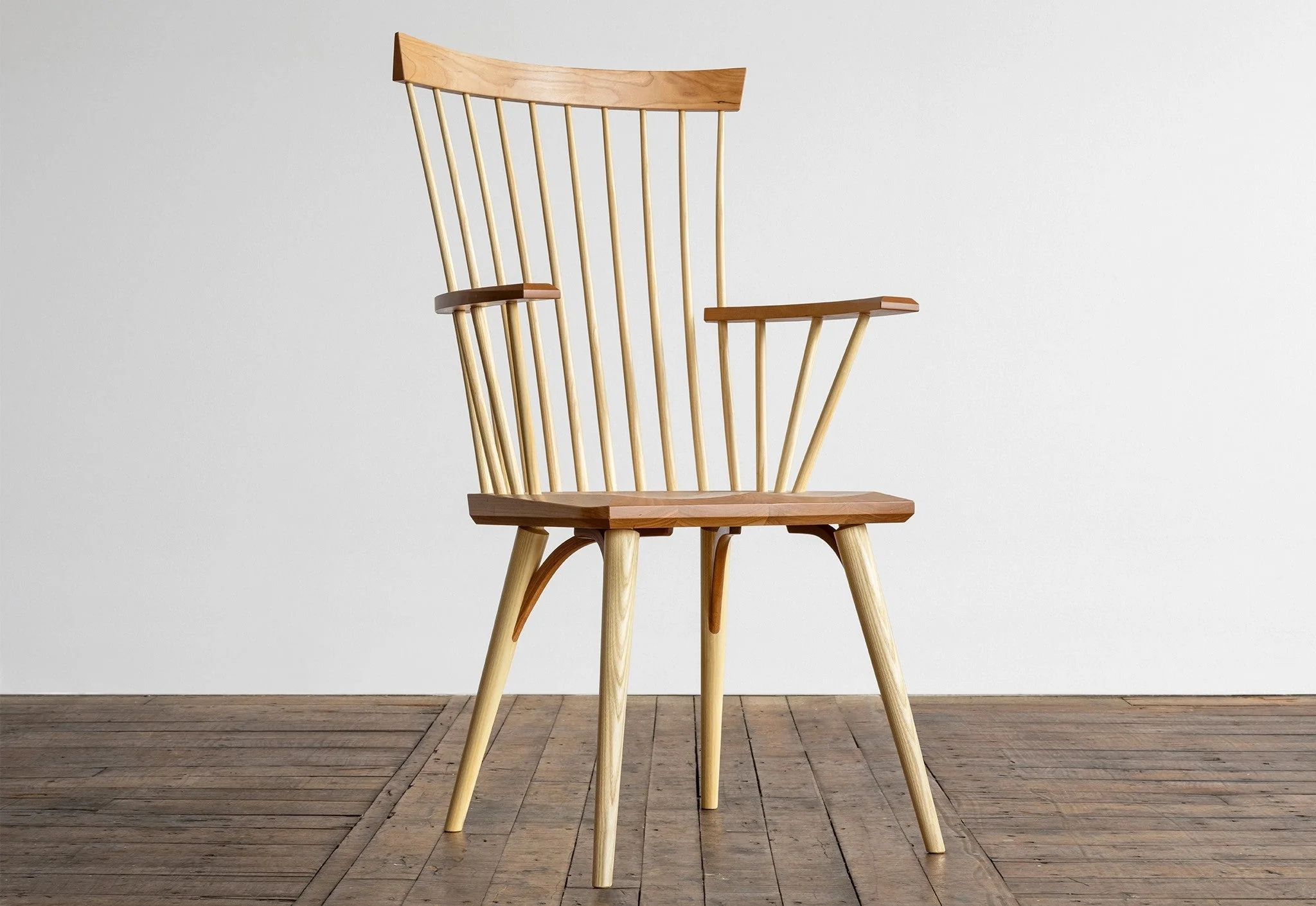 Arm Chair - Moser, we subscribe to the philosophy that there should be no function without beauty – and no beauty