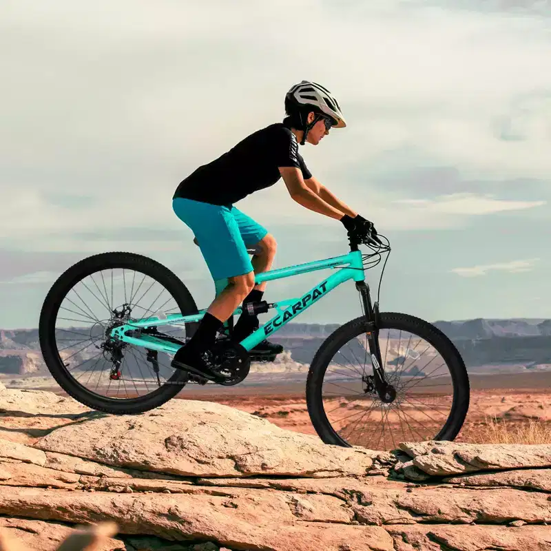 GDFStudio Ranger 26 Inch Mountain Bike with 21 Speed Drivetrain and Disc Brakes