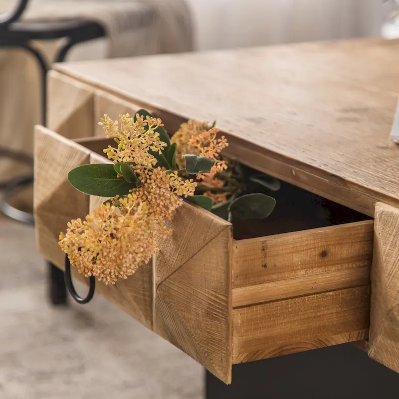 Three-dimensional Embossed Pattern Square Retro Coffee Table