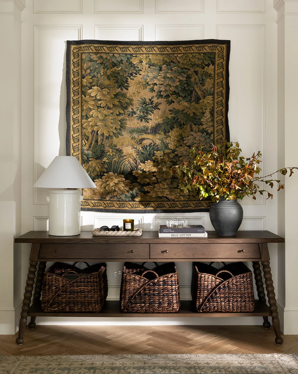 Traditional Walnut Oak Console Table with Classic Design for Living Room