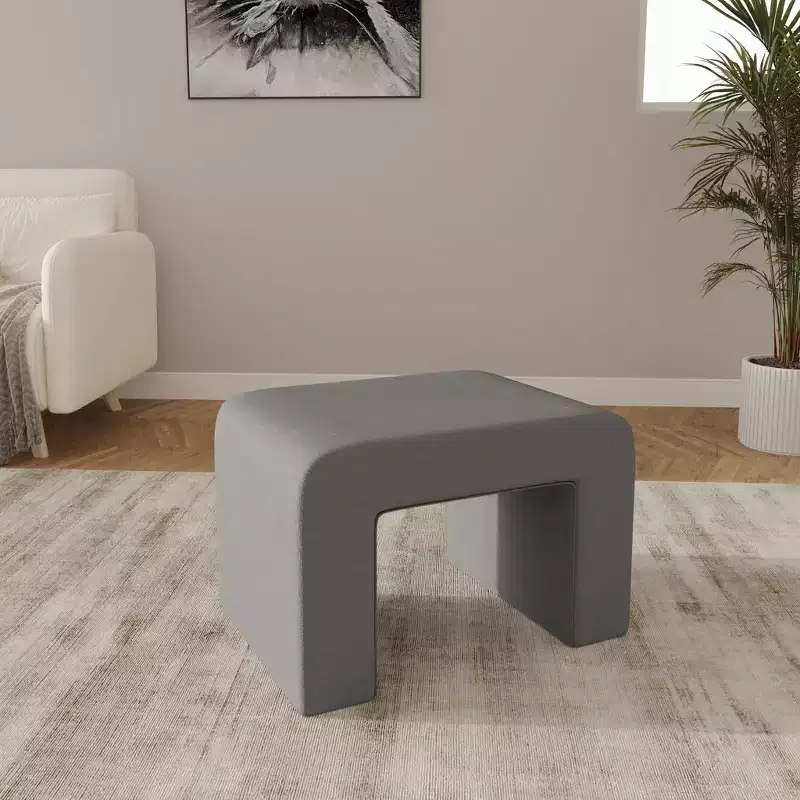 LeisureMod Modern 26 Velvet Boucle Upholstered Bench with Padded Seat, Accent Seating for Living Room, Bedroom, or Entryway