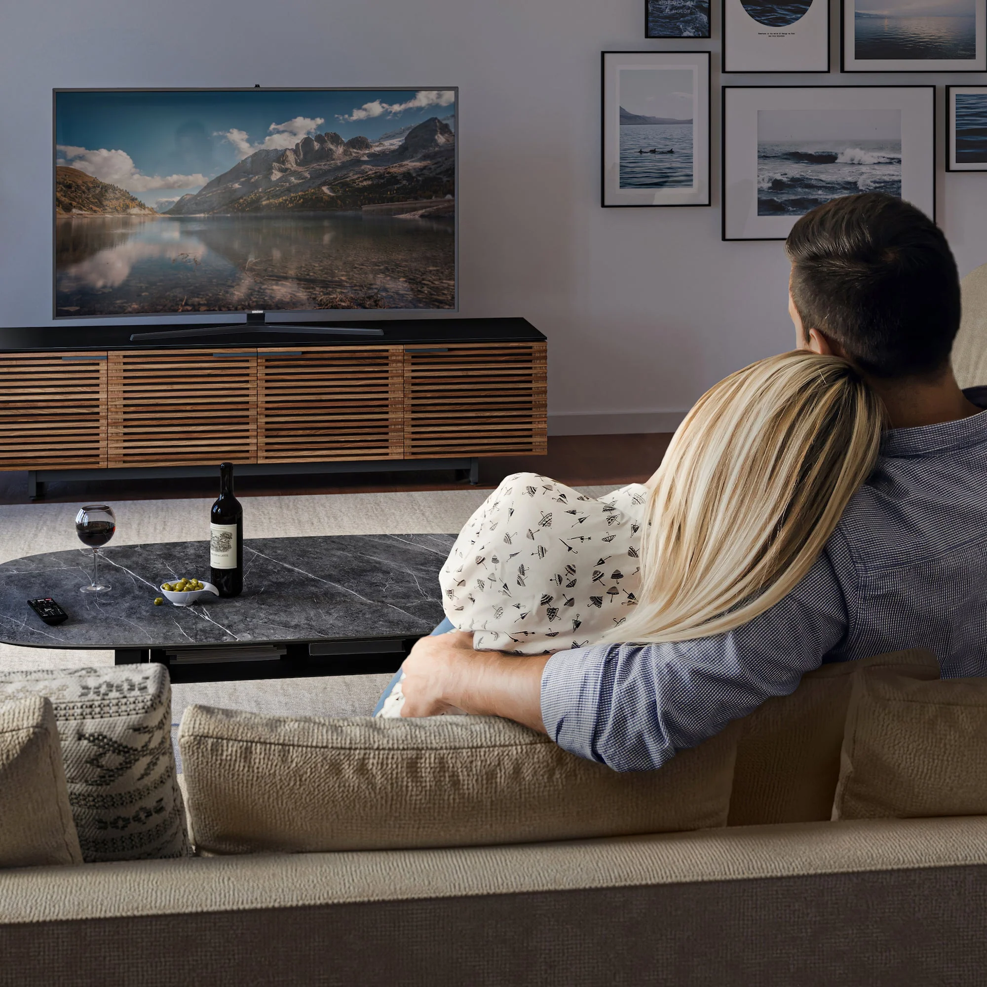Modern Natural Walnut Entertainment Cabinet for Living Room