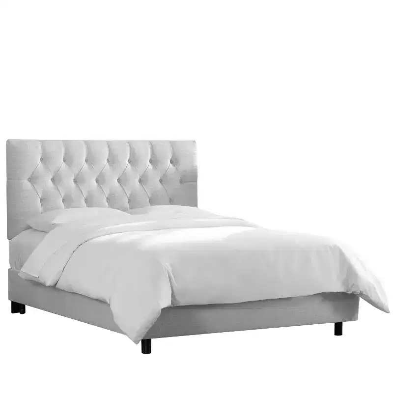 Skyline Furniture Edwardian Tufted Upholstered Bed Linen