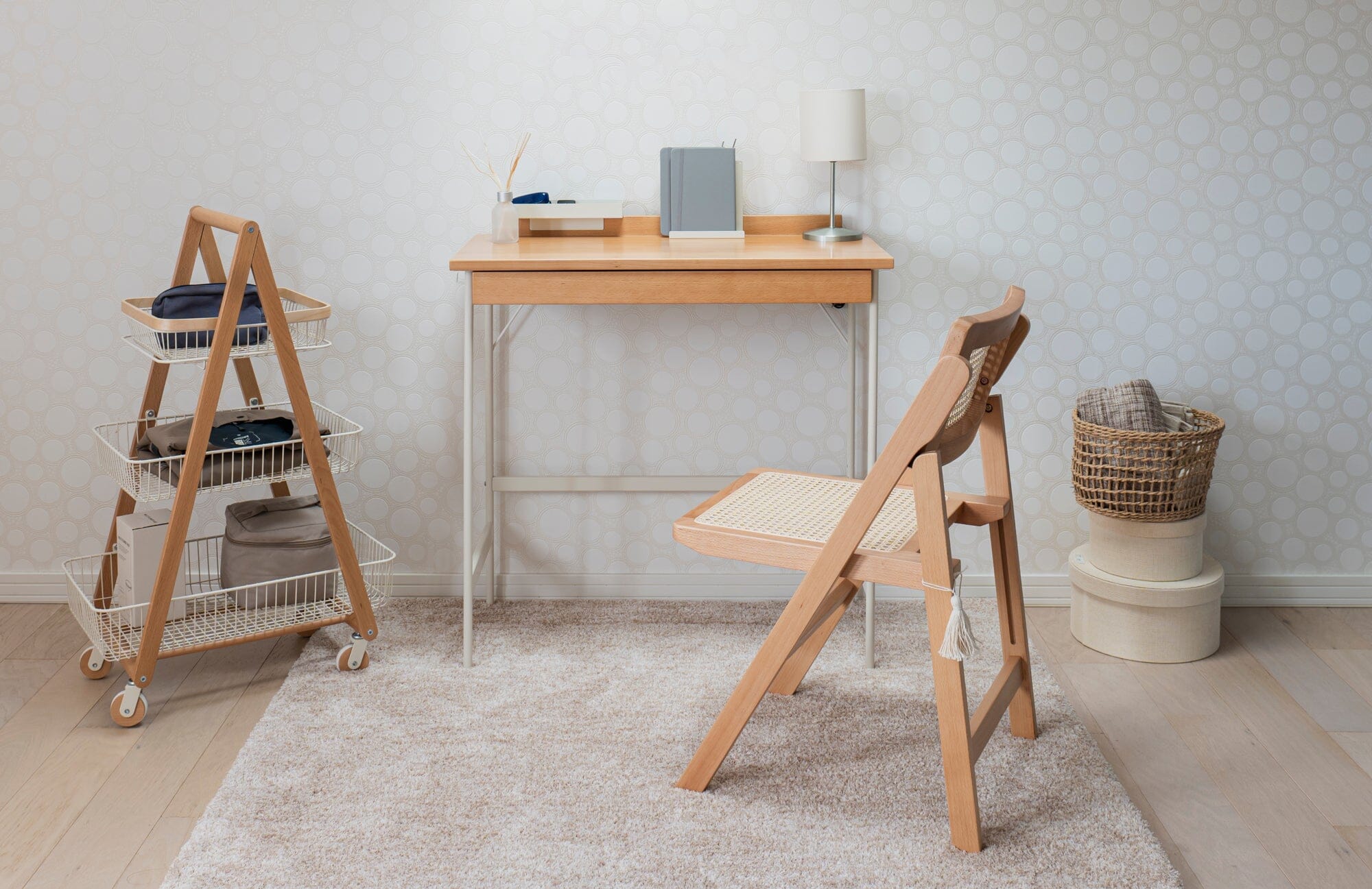 Multi-Tone Folding Chair